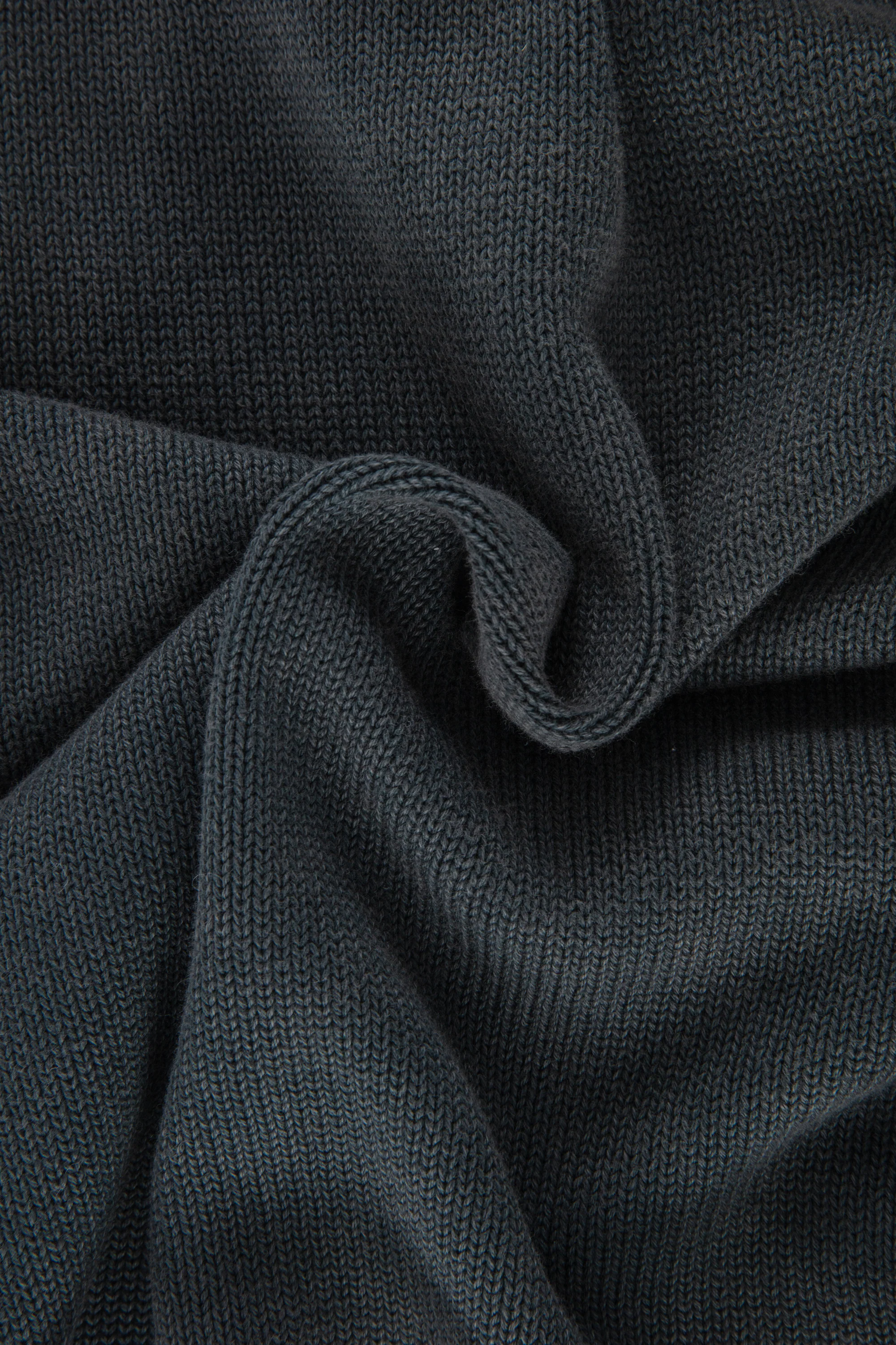 Cropped Knit Sweater - Image 9