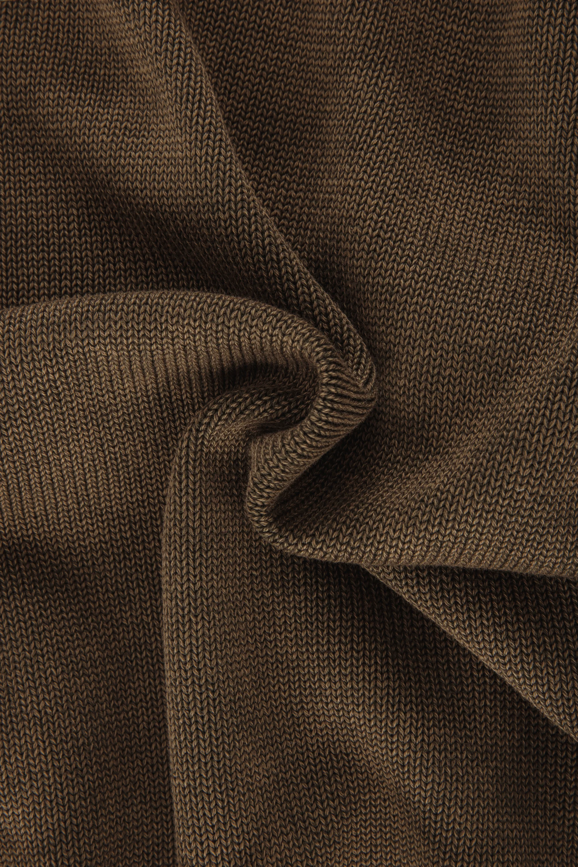 Cropped Knit Sweater - Image 8
