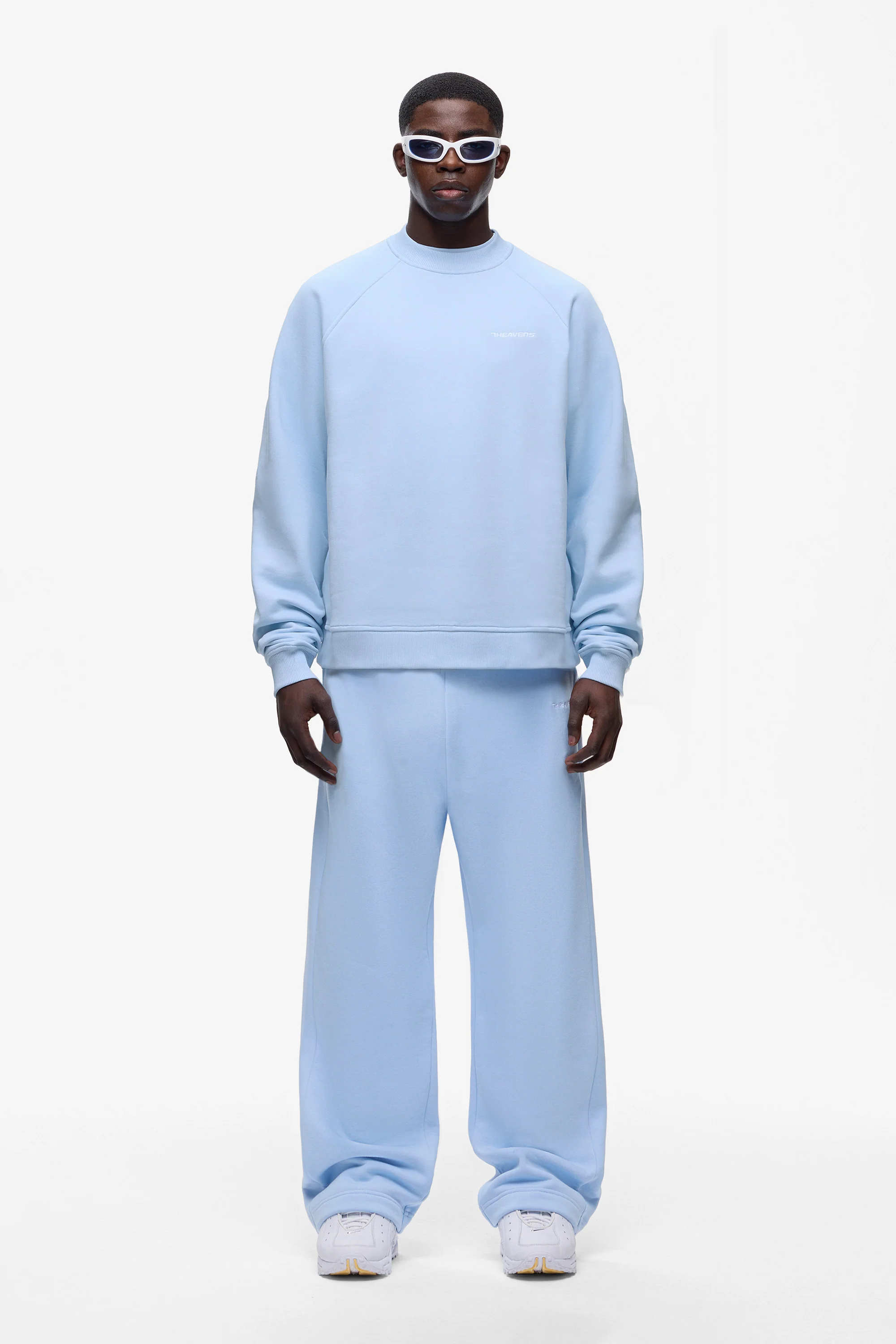 Logo Sweater - Image 4