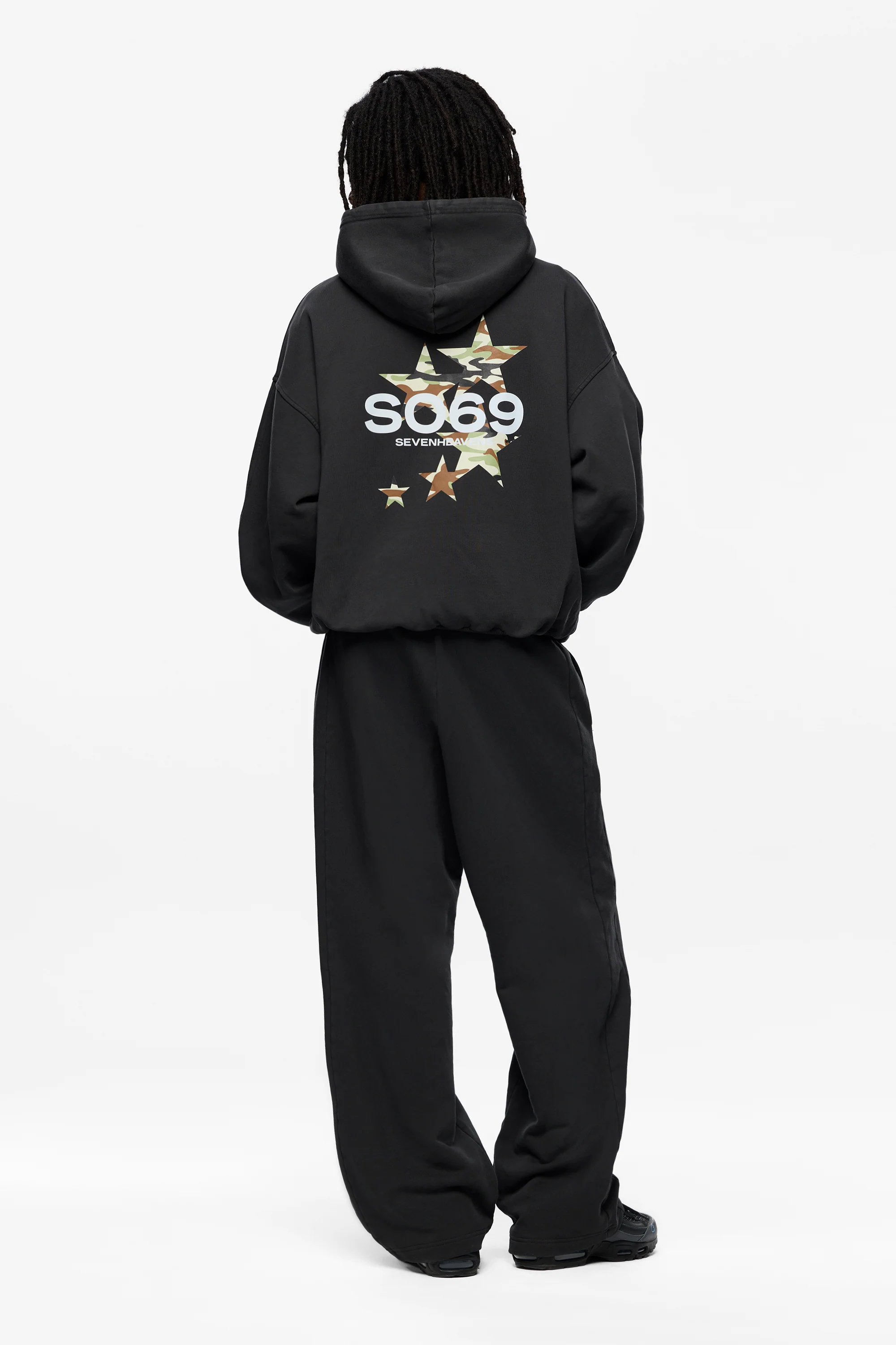 S069 Camo Hoodie - Image 3